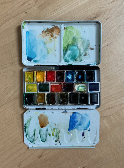 winsor and newton watercolors in metal tin